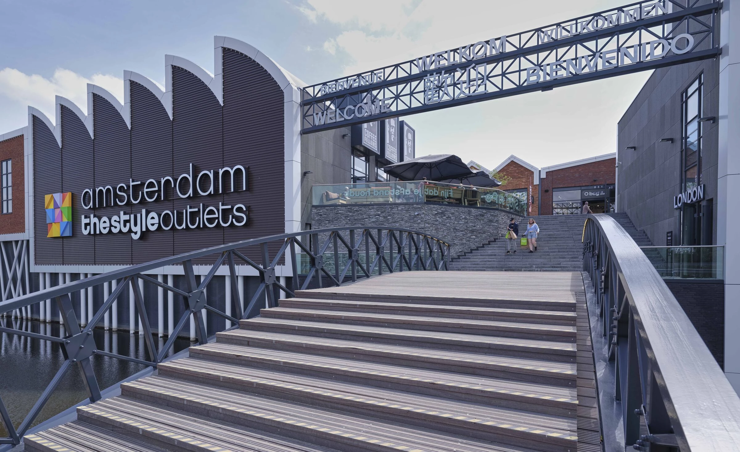 阿姆斯特丹时尚奥特莱斯丨荷兰阿姆斯特丹丨Common Affairs-13