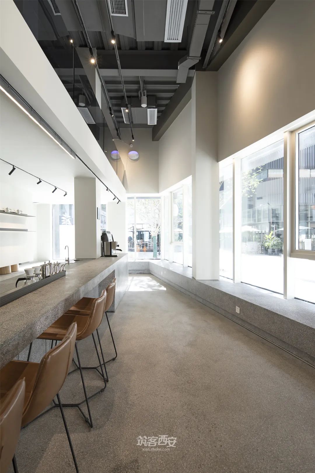 原岩咖啡 | 藏巧于拙,回归本真的商业空间设计-7