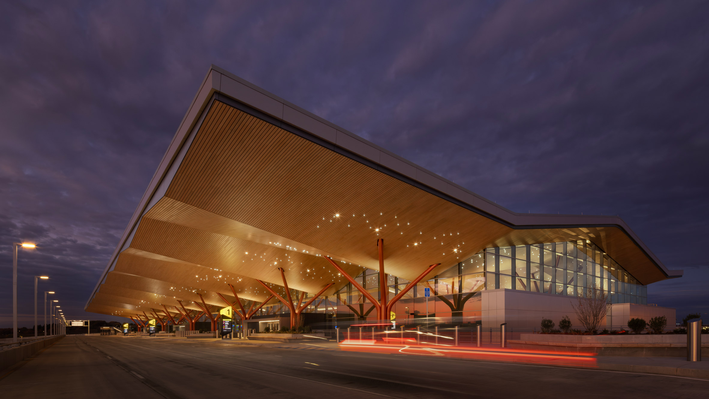 匹兹堡国际机场陆侧航站楼丨美国匹兹堡丨HDR,Gensler,Luis Vidal + Architects-0