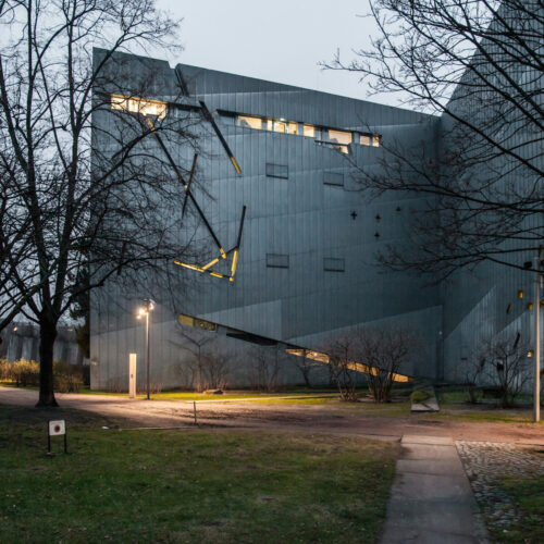 Jewish Museum Berlin / Studio Libeskind | Classics On Architecture Lab-38