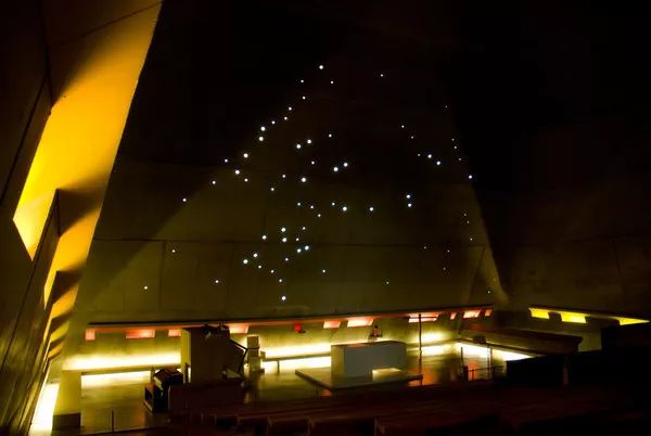 最后的勒·柯布西耶 / 圣皮埃尔星空教堂-45