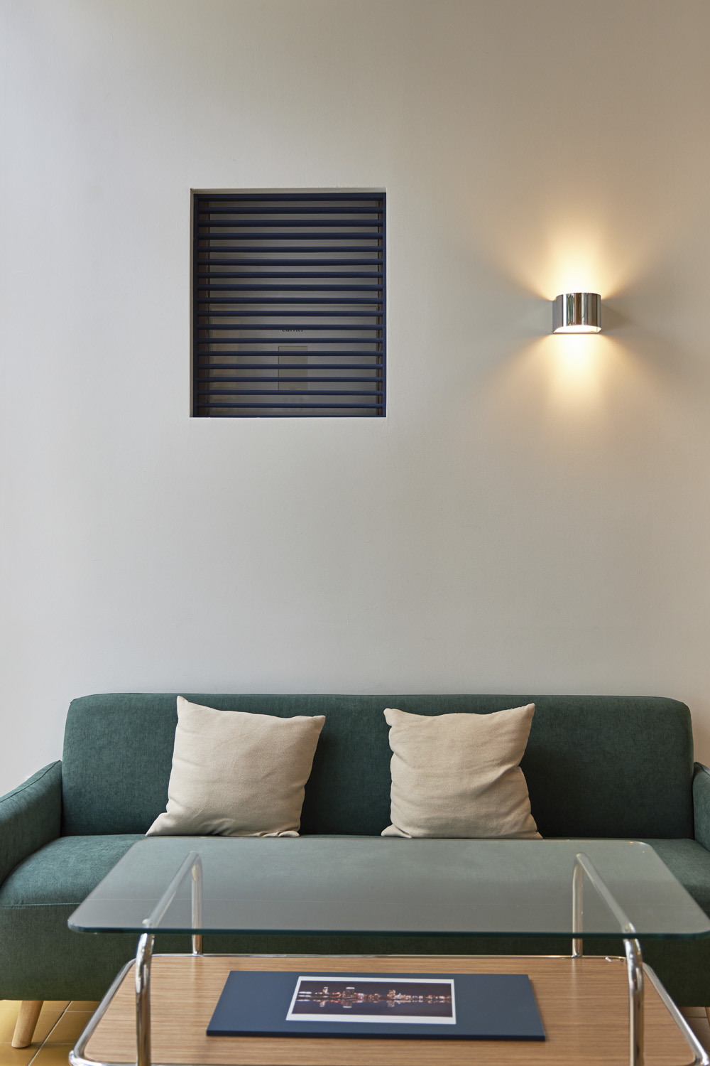 色彩缤纷的 35 平米咖啡厅设计-22