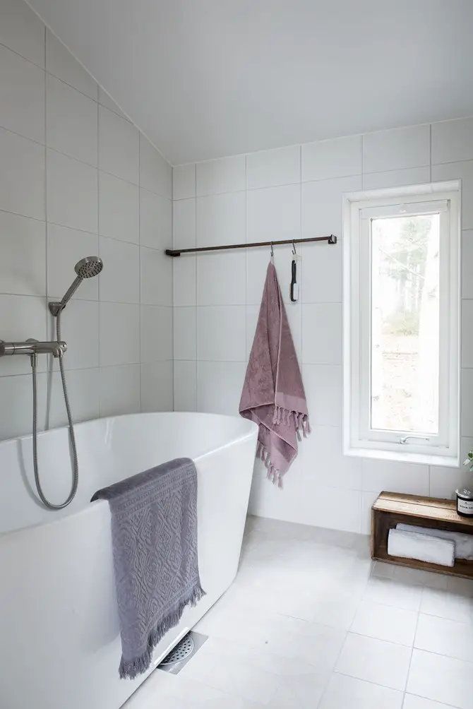 深色调木质大宅，演绎同色系搭配魅力-31