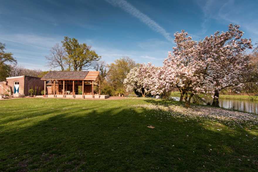 荷兰多梅勒河木材展馆 历史与现代的完美融合-24