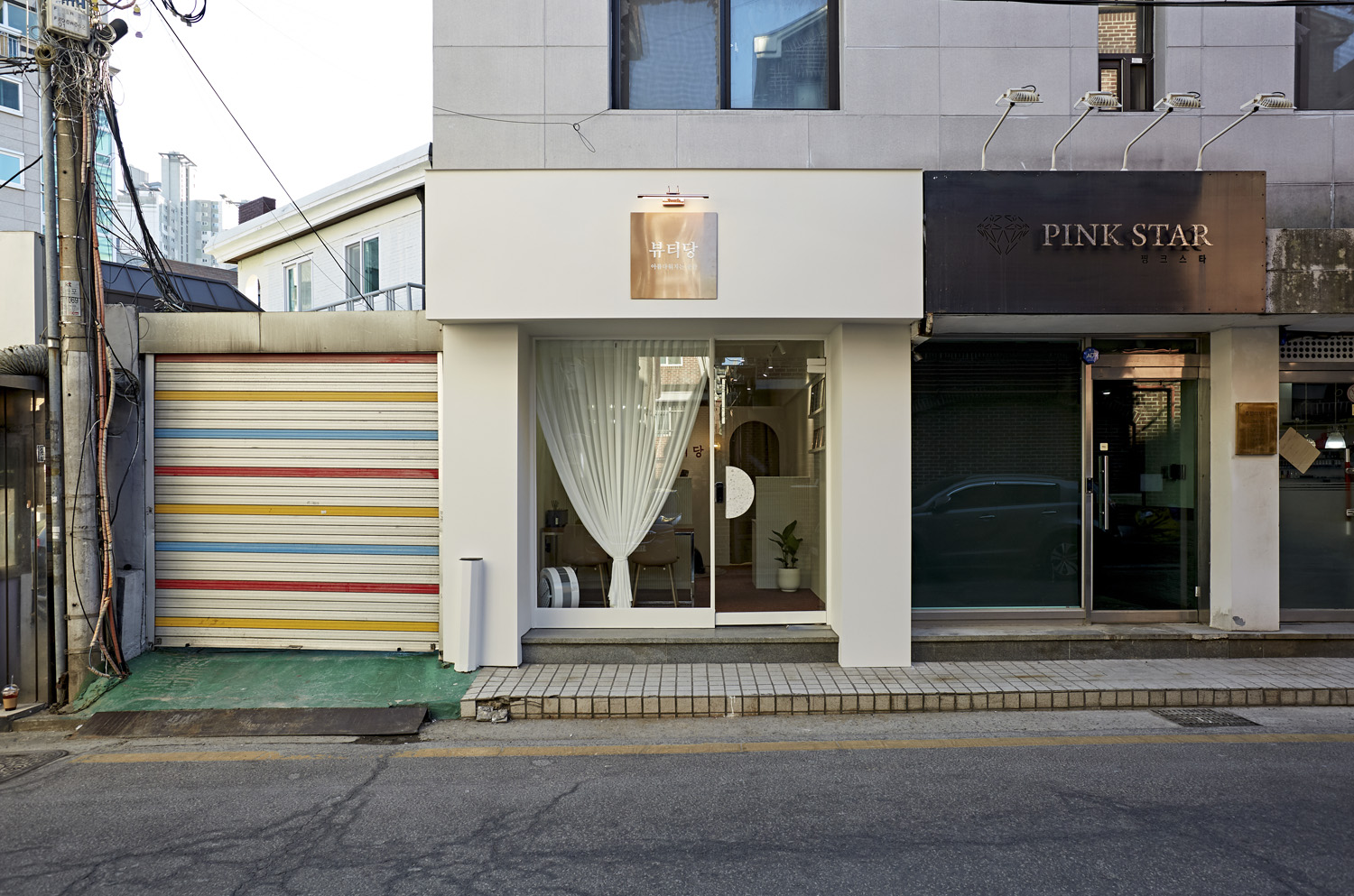 10 坪美丽小店，打造温馨咖啡馆氛围-2