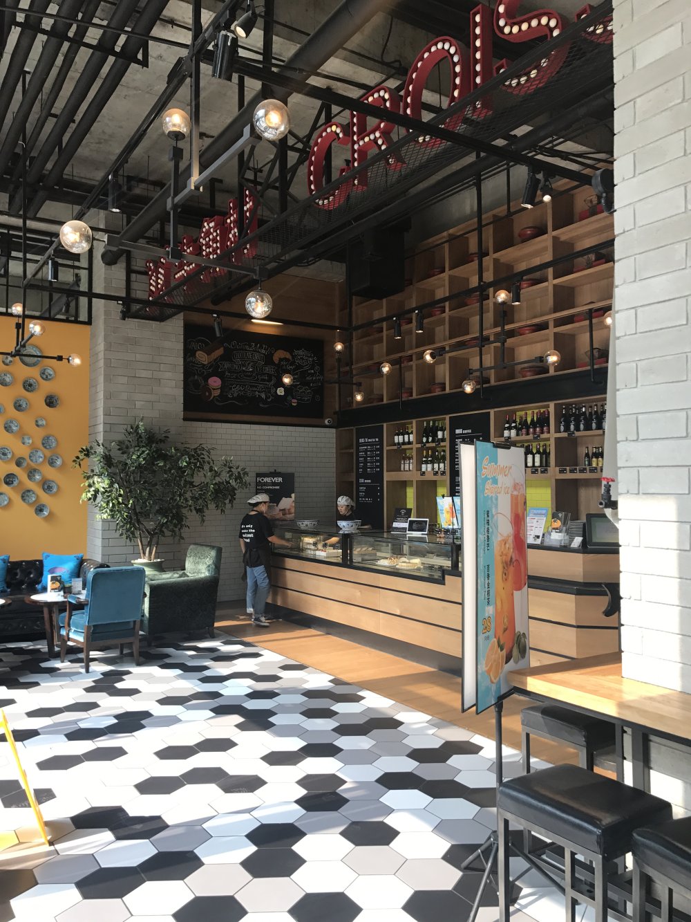 北京牛角村面包店-24