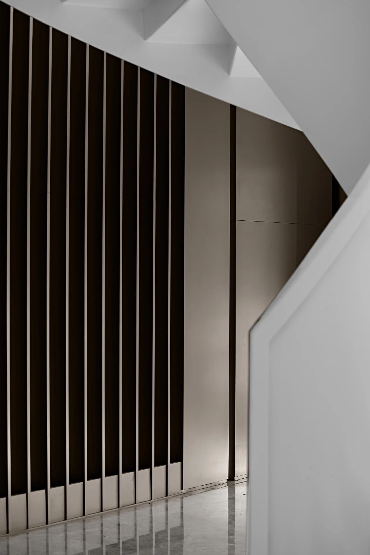   易和设计丨武汉 金地集团华中区办公总部 室内设计 丨中国武汉-15