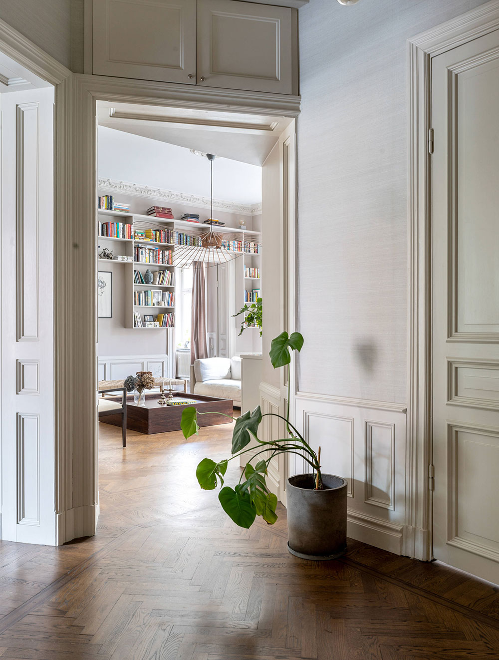 斯德哥尔摩公寓优雅图书馆设计-27