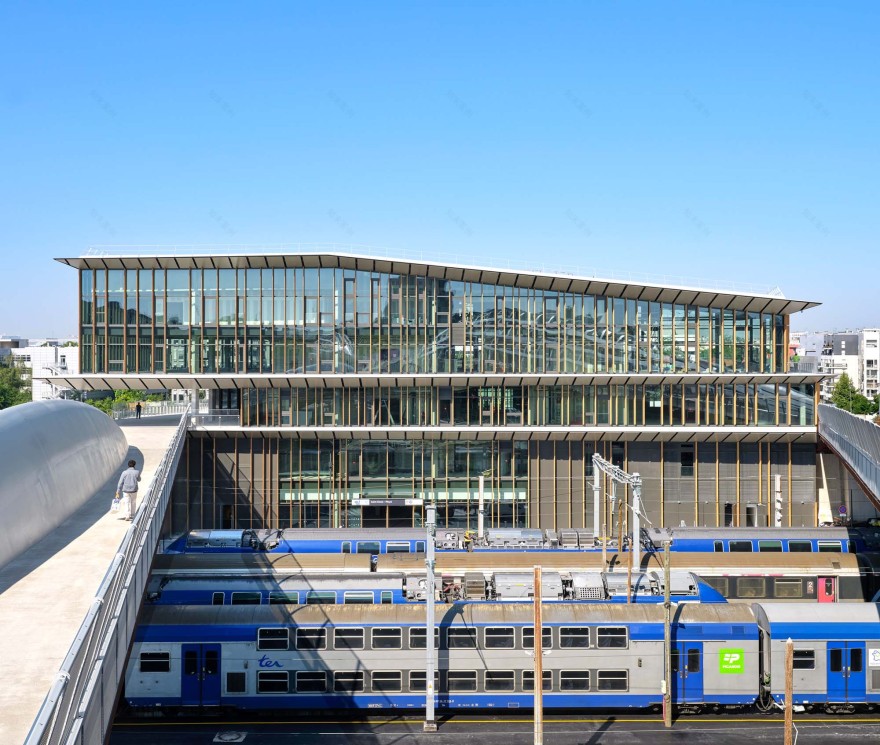 巴黎圣但尼普莱耶尔车站丨法国巴黎丨隈研吾建筑都市设计事务所-6