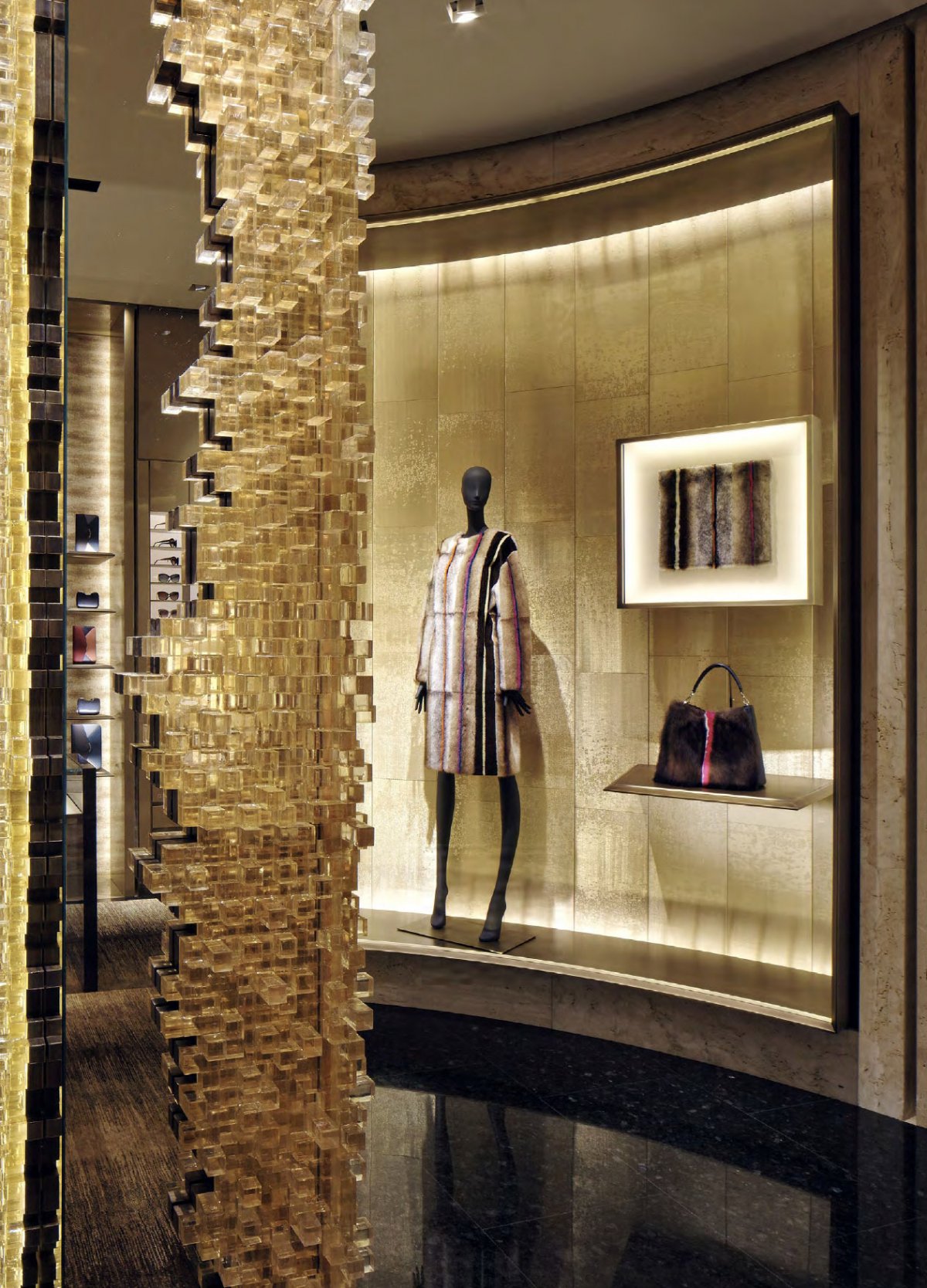 米兰 Fendi 旗舰店-17