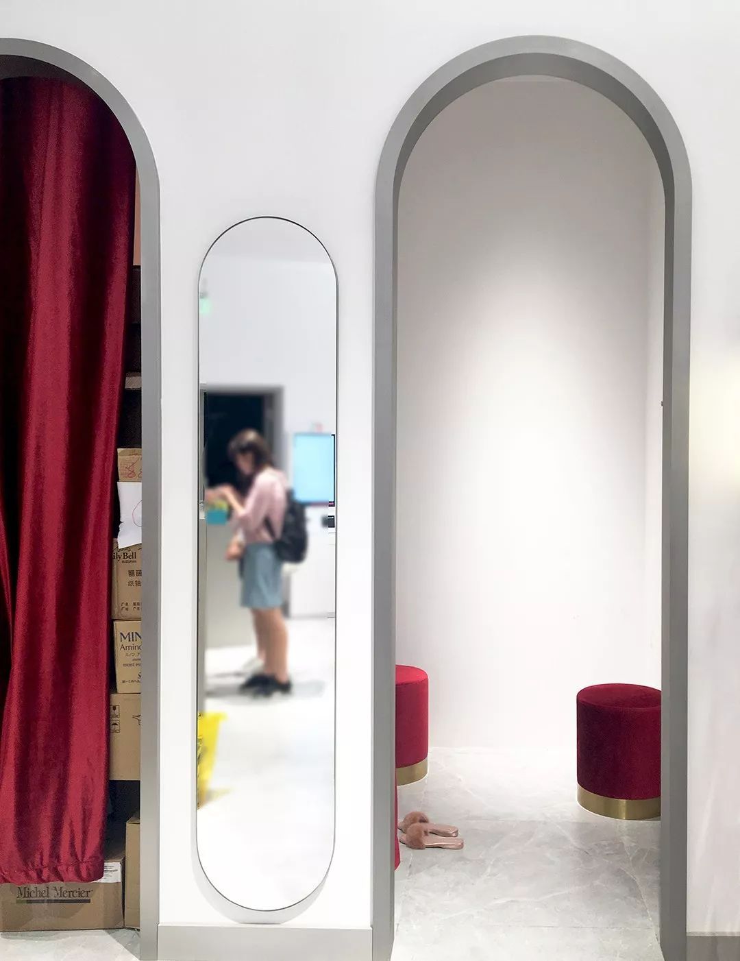 “流量收割机”，开了全球首家线下体验店-31