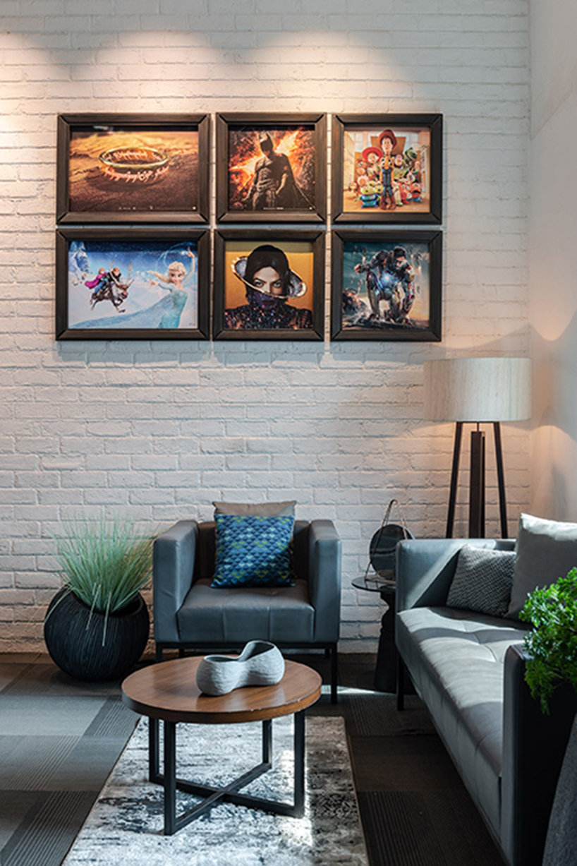 索尼 DADC 办公室 · 艾希利斯-15