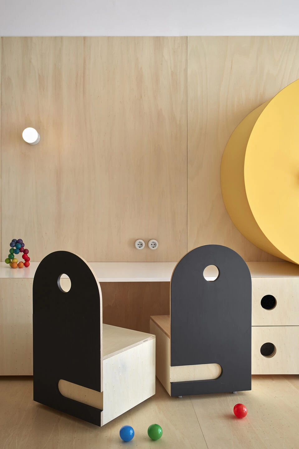 4 米高的玩具盒之家丨西班牙丨estudio ji architects-31