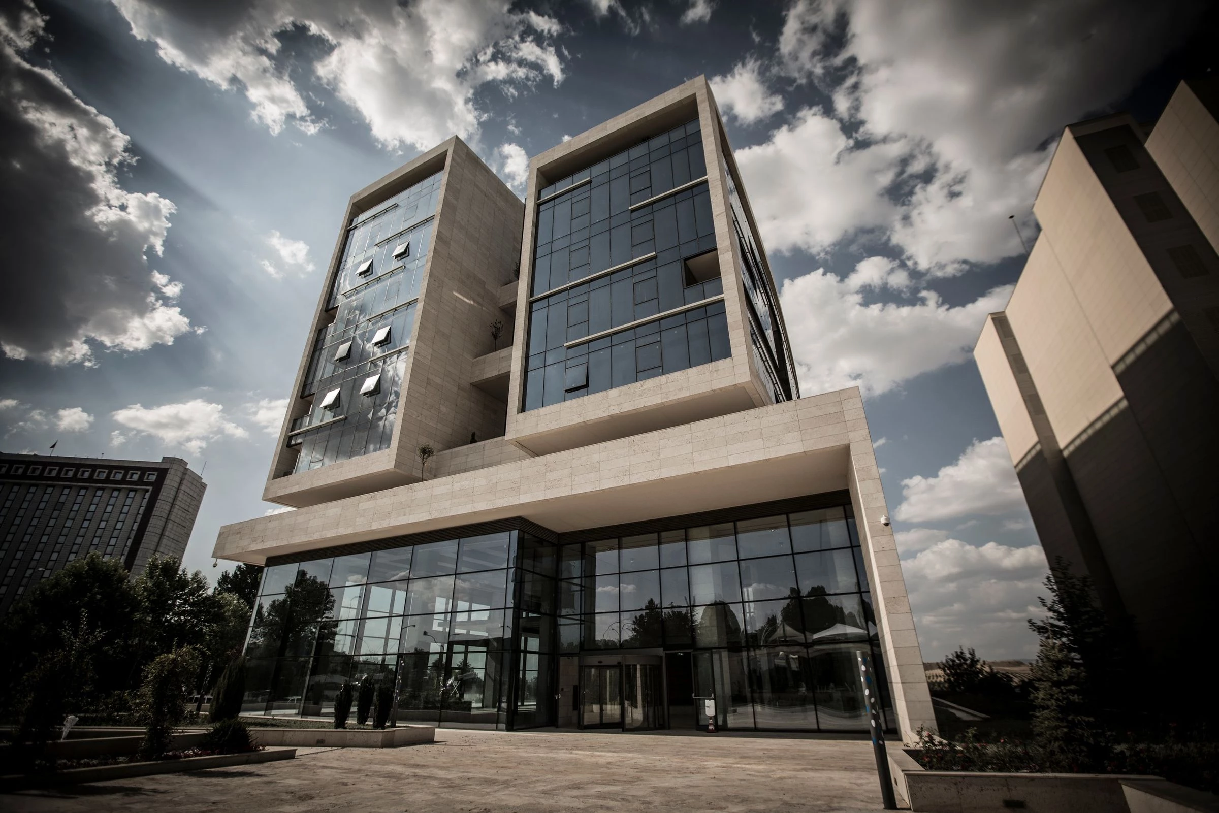 绿意盎然的大地之作——土耳其安卡拉 Via Green 办公楼设计-11