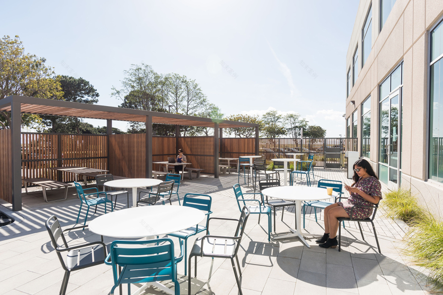 美国Exelixis行政总部和行政大楼周围景观-4