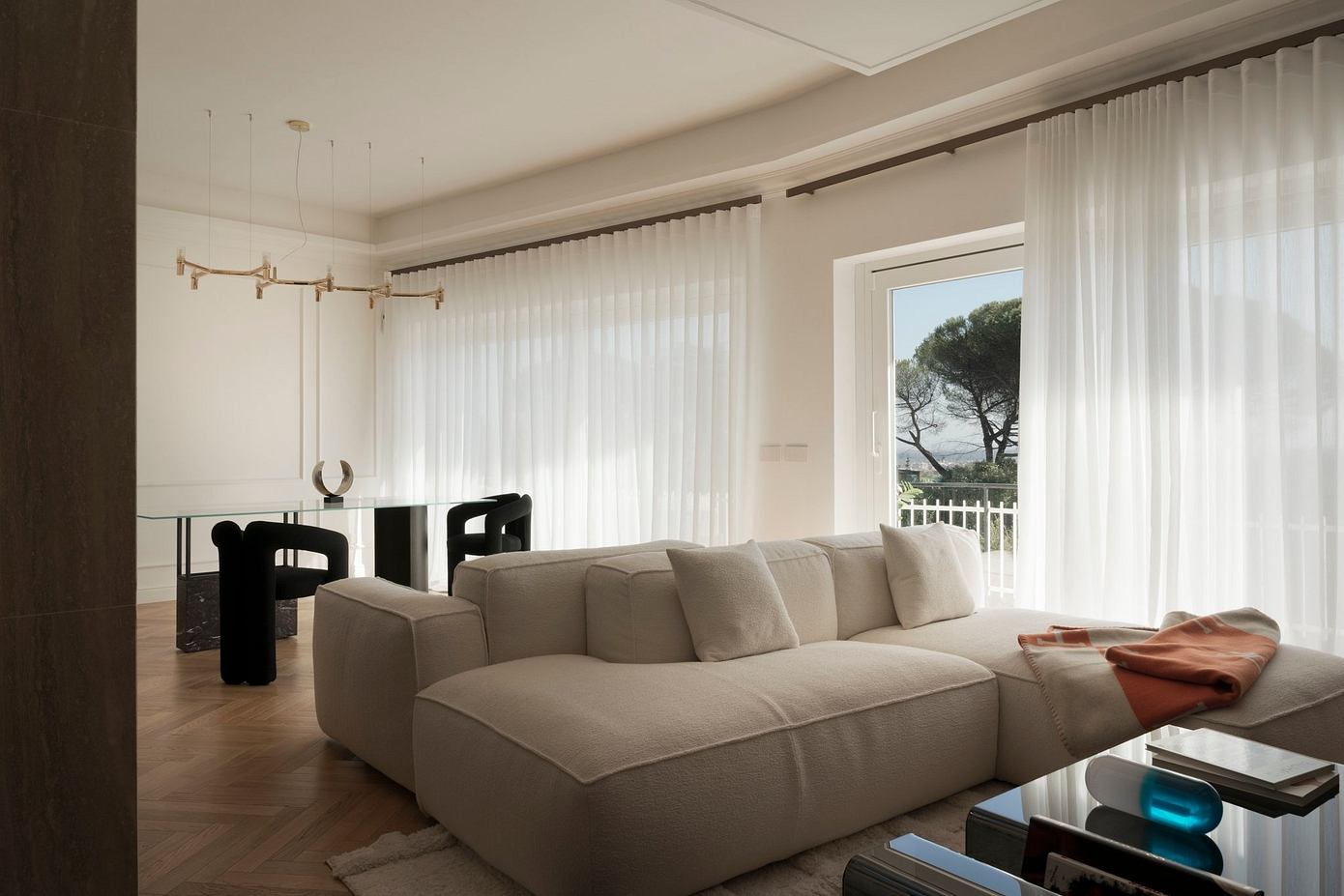 Cortina 145 Comes Alive in Stylish Makeover 丨 Primo Atelier-6