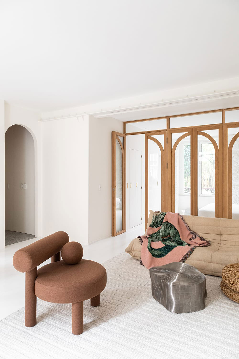 巴黎明亮现代公寓的独特设计-13