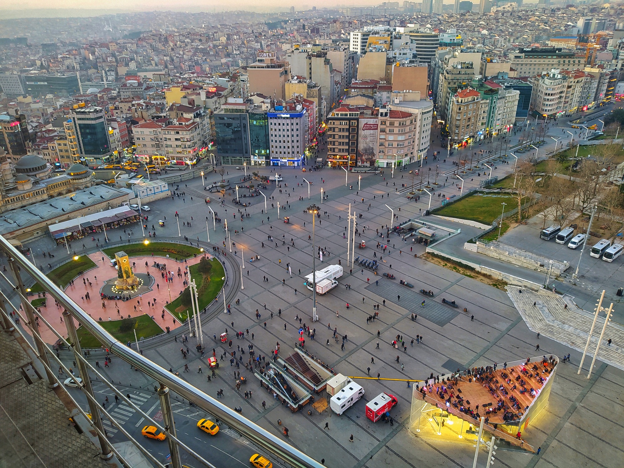 Taksim Pavilion / IND [Inter.National.Design]-45