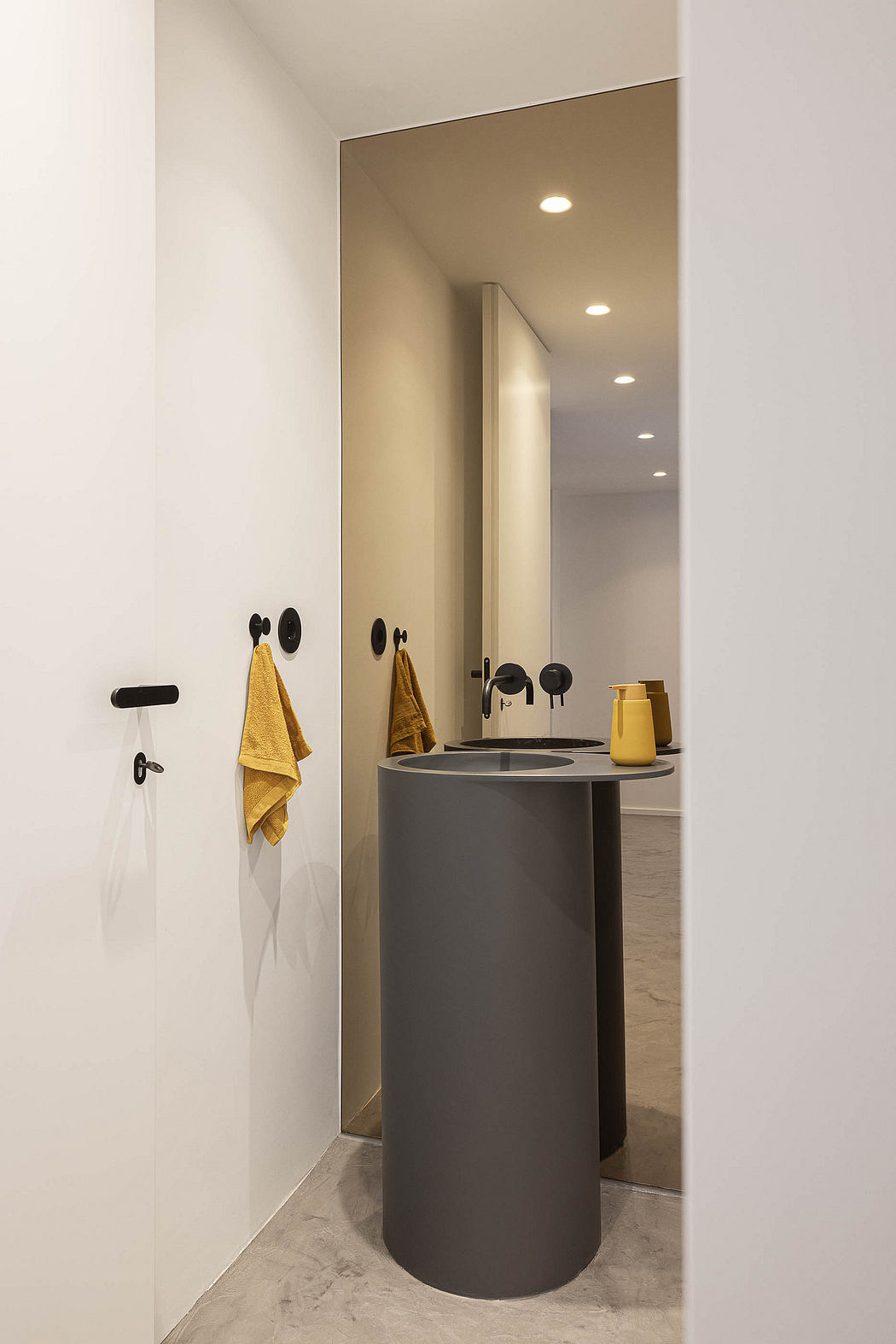 波浪公寓丨葡萄牙丨Ricardo Miguel Ribeiro-7