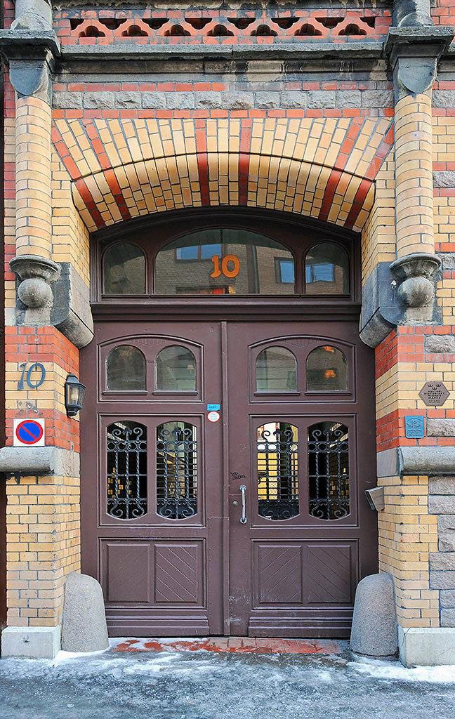 哥德堡 47㎡小公寓 | 绿色墙壁搭配高天花板，视觉冲击力十足-25