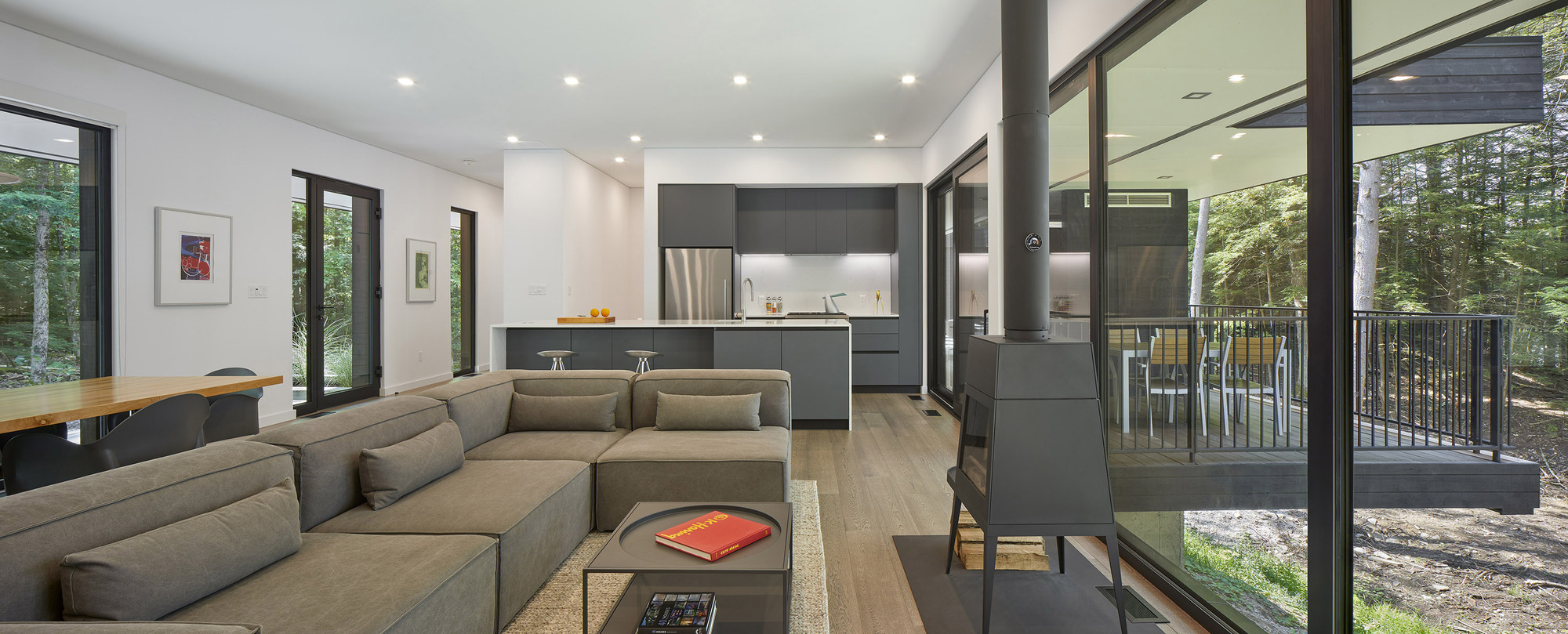 肯纳贝克湖边小屋丨加拿大丨Zerafa Studio-21