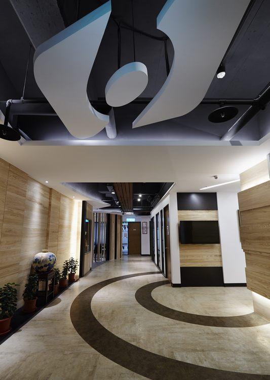 宽林设计打破科技冰冷，打造人文质感空间-8