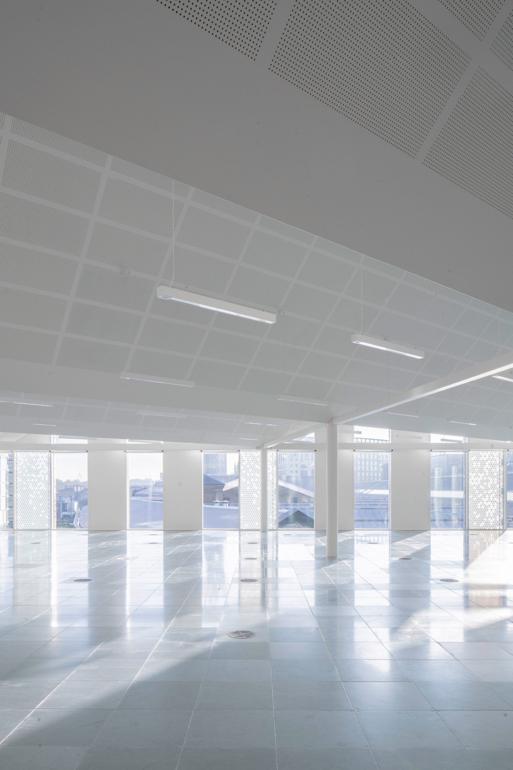 伦敦 King's Cross 新地标 | 工业风办公楼致敬历史-30