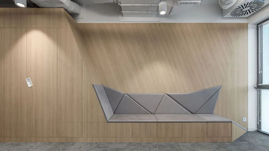 波兰 Autodesk 办公室 | 活力动感金属网演绎现代工业风-27