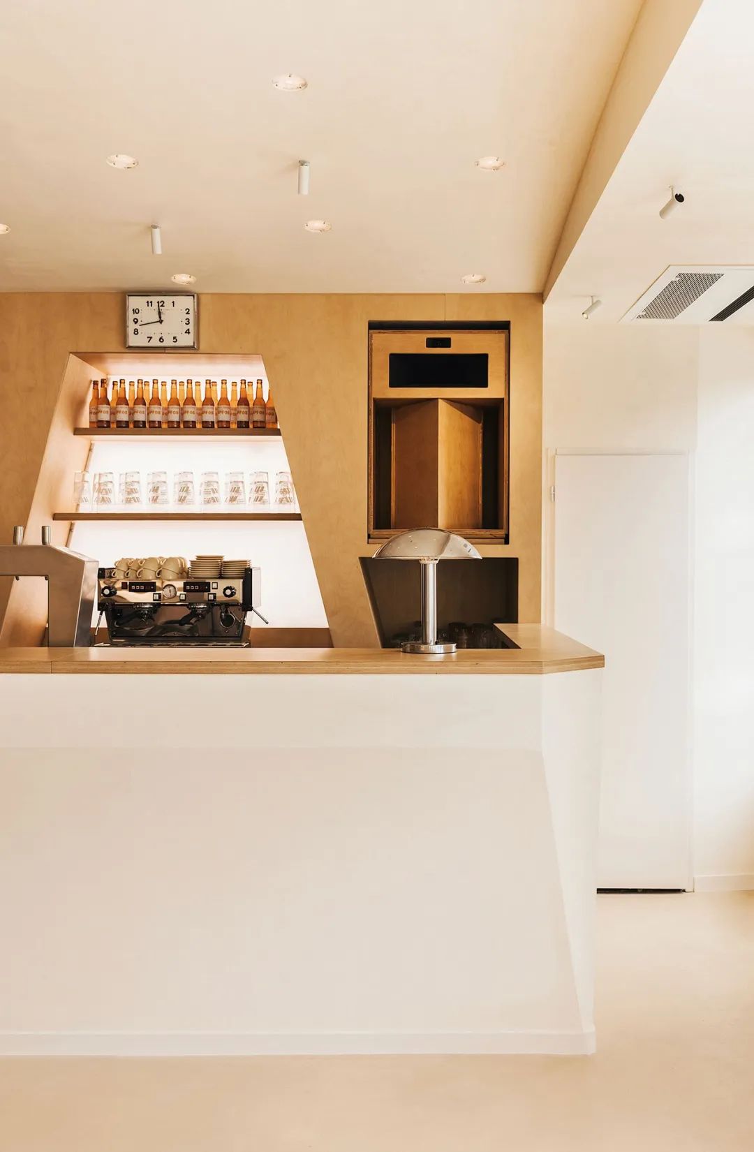 PNY Burger Chain 汉堡连锁店设计丨法国丨Rudy Guénaire,Graffi Rathamohan-45