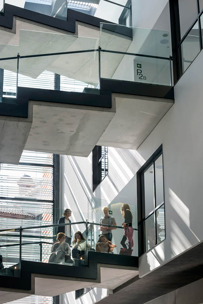 Escuela Massana, Centro de Arte y Diseño - Estudio Carme Pinós-12