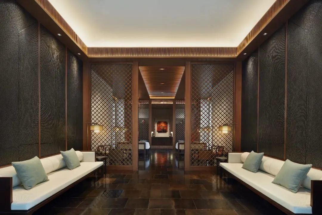 南昌市政 · 锦绣文澜架空层丨中国南昌丨HPID设计团队,重庆星翰装饰,上海一目建筑-110