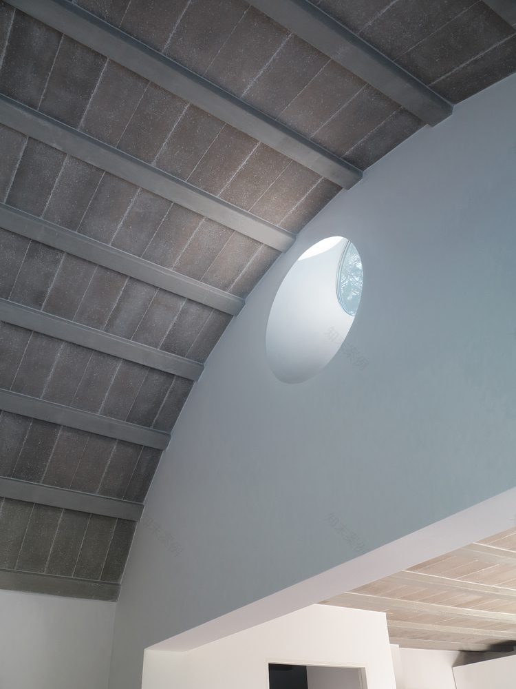 捷克 Benešov 家庭别墅,绿色环绕中的生活空间-30