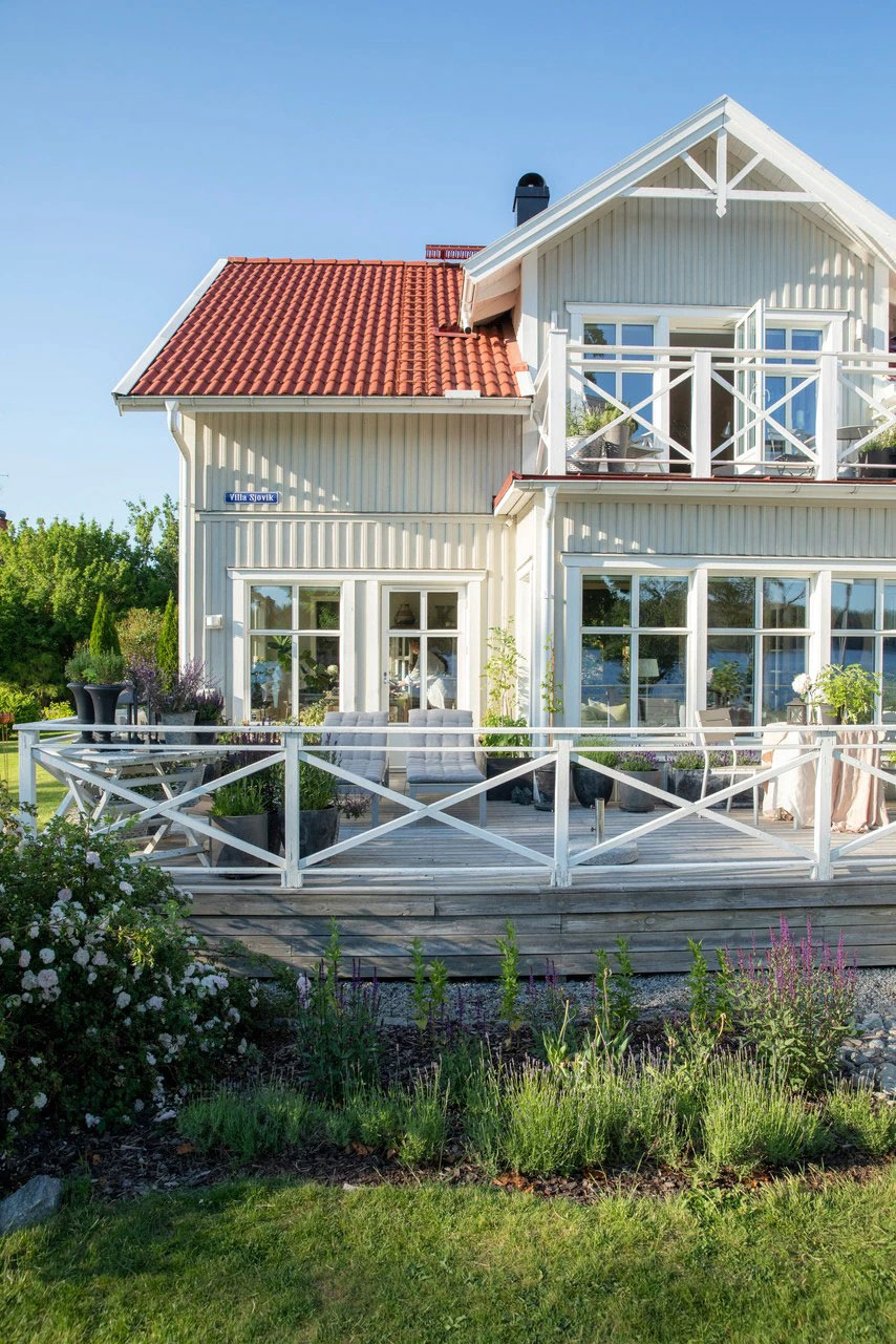 瑞典湖畔的田园诗般乡村生活-7