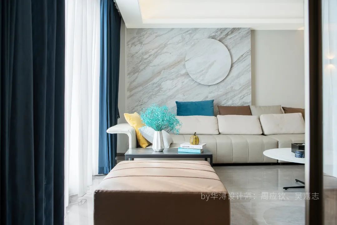 广州东风广场 · 现代简约复式住宅的破茧成蝶丨中国广州丨华浔品味装饰集团-39