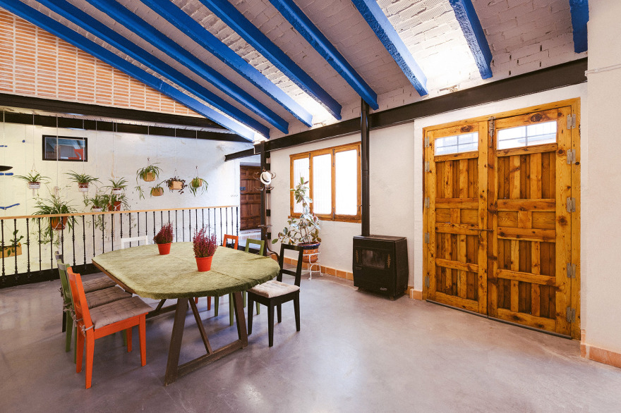 茅草屋的新时代,西班牙 / OOIIO Architecture-15