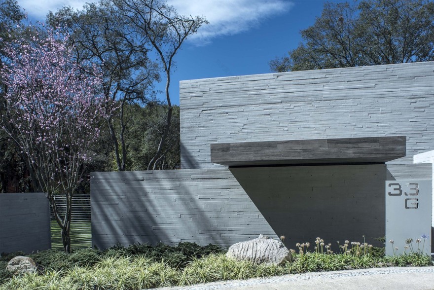 Concrete House Designed by the Mexican Firm Grupo MM, Mexico-4