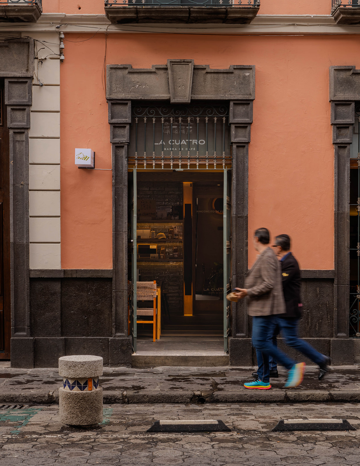 La Cuatro Barra de Café-0