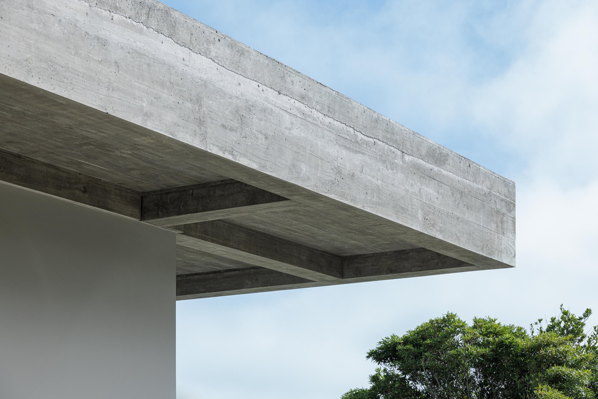 众议院CR（注：CR可能有多种含义，常见的有Continuing Resolution 即持续决议案，但由于缺乏具体语境，无法准确判定CR的意思这里按照信息提供流程，先给出此翻译，若CR有更准确的对应意思，可结合准确语境再次询问） 丨葡萄牙丨SO Arquitetura & Design-37