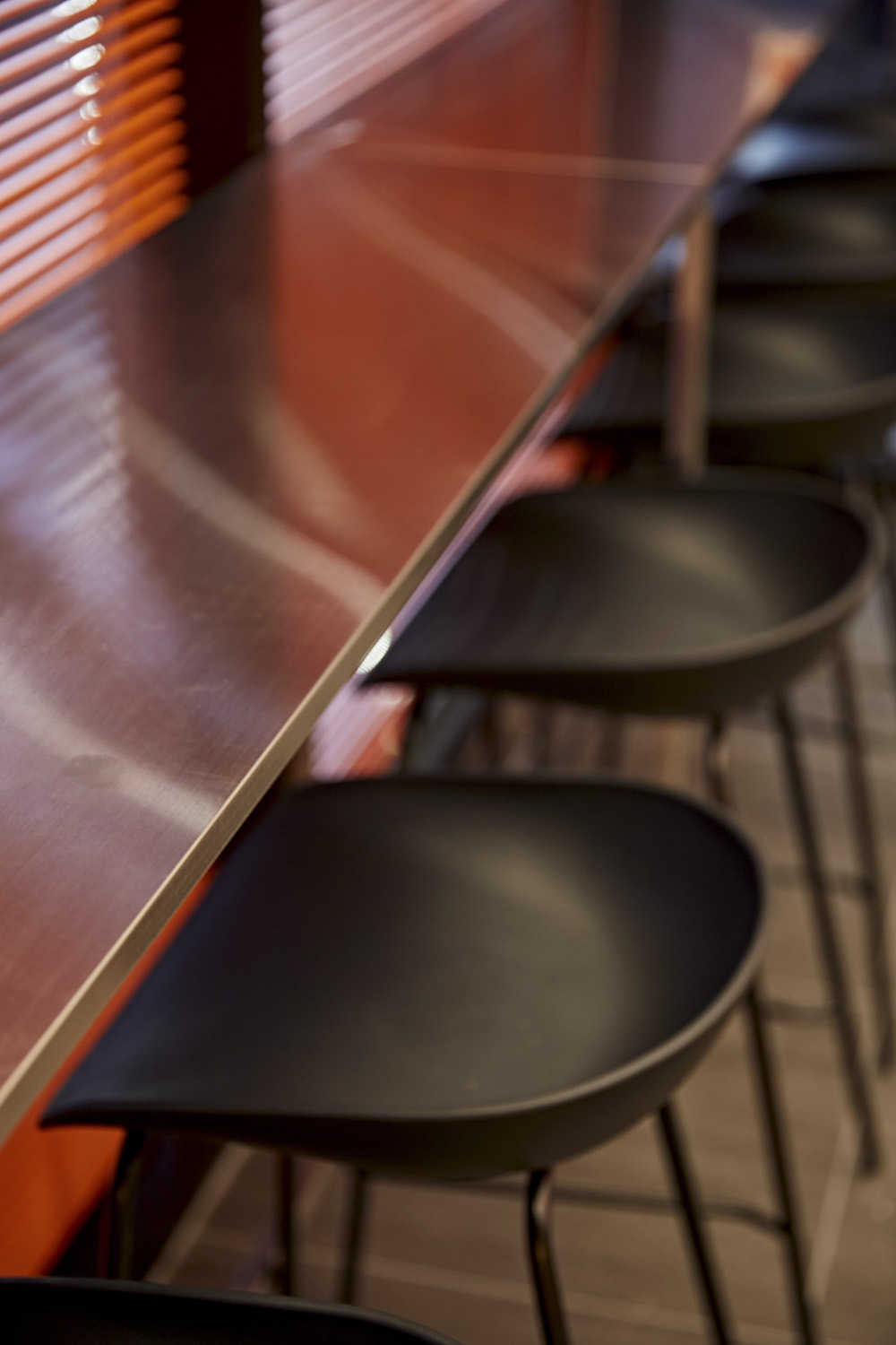 25 平米精致小店，打造工业风美食空间-13