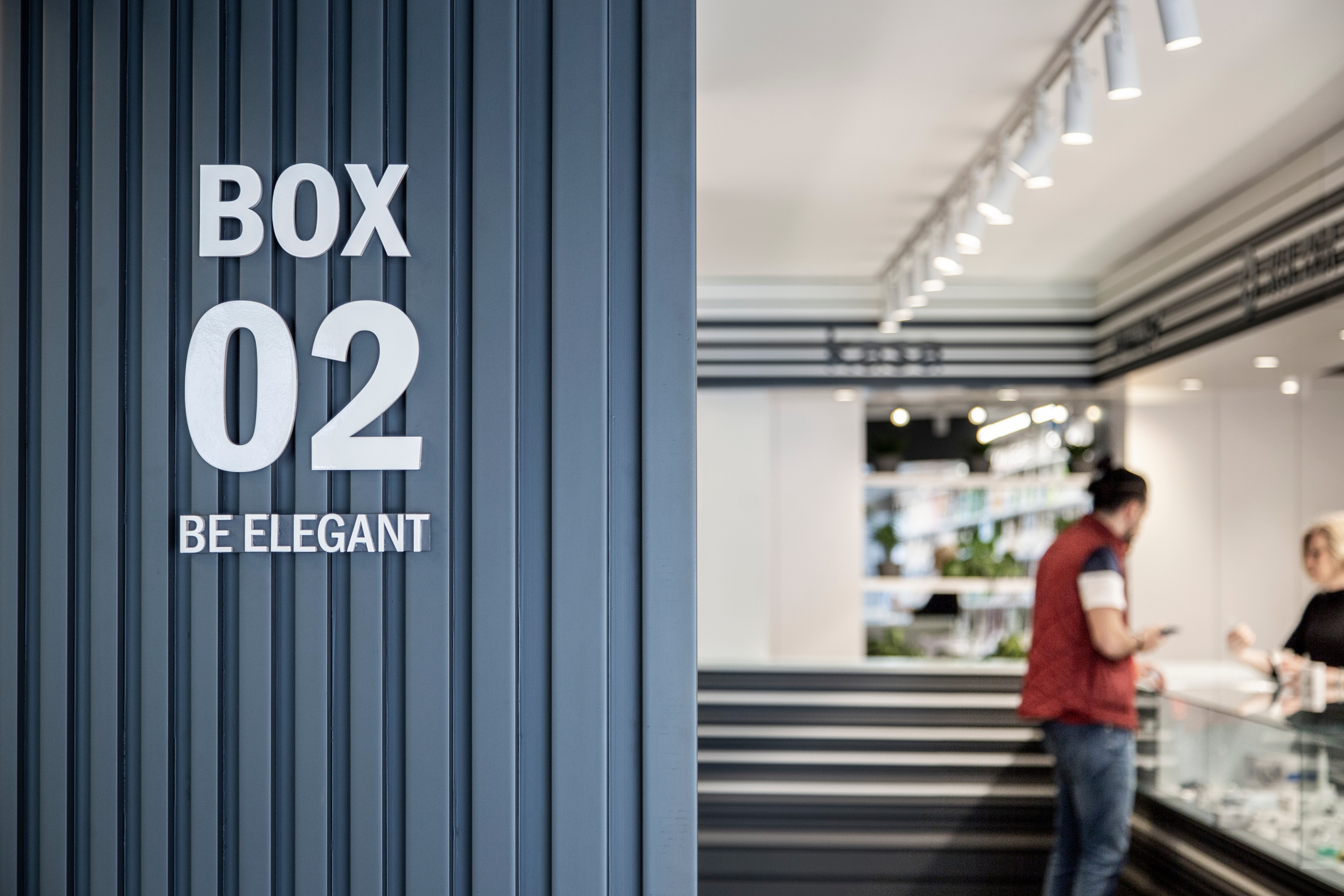 恰帕牙科展厅和商店-17