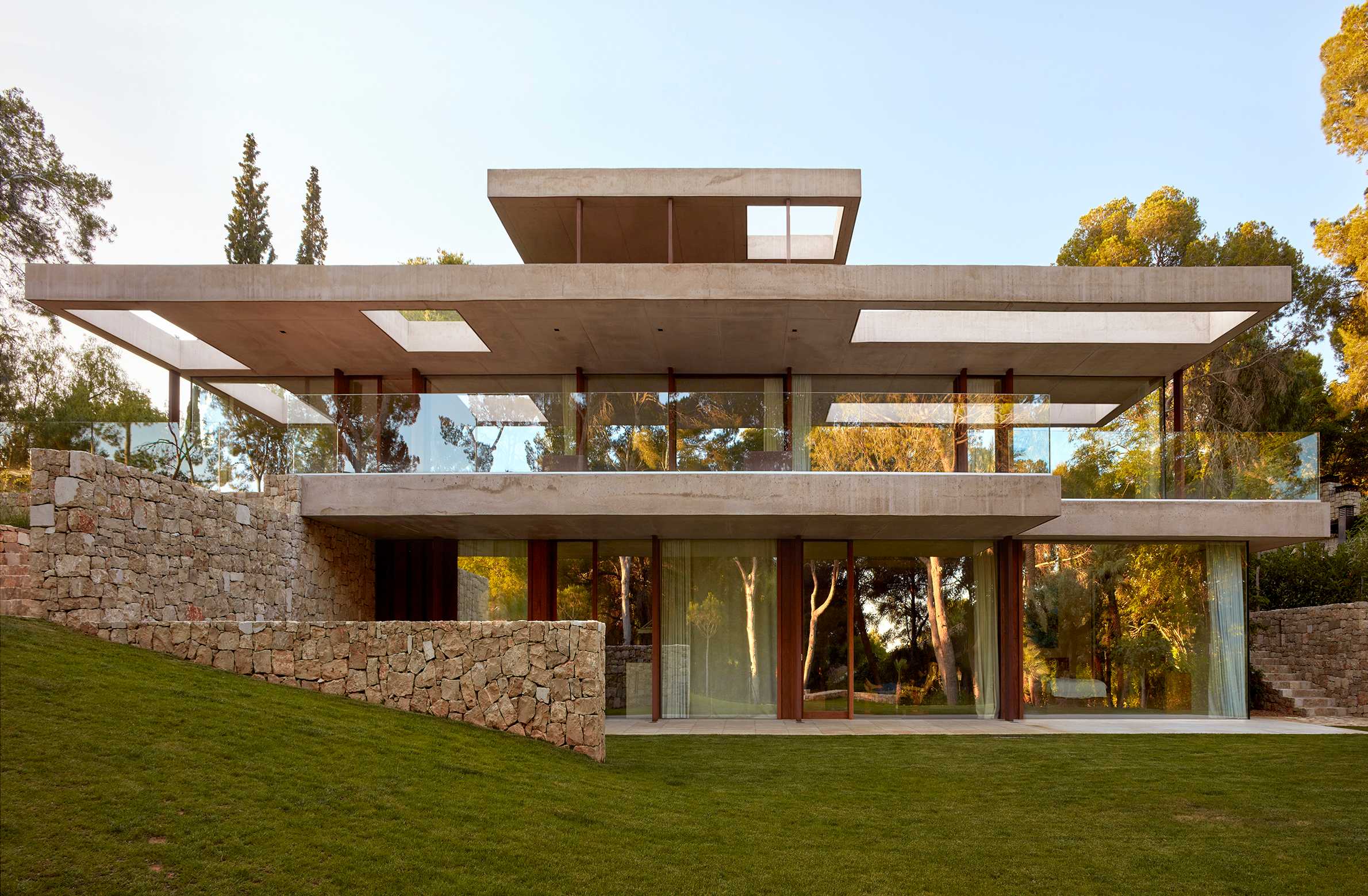 house in the pine forest-33