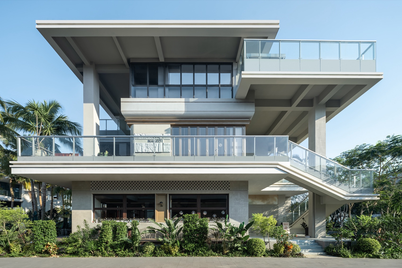 海口CAPE世纪海角商业街规划及部分建筑设计 / 四周建筑-14