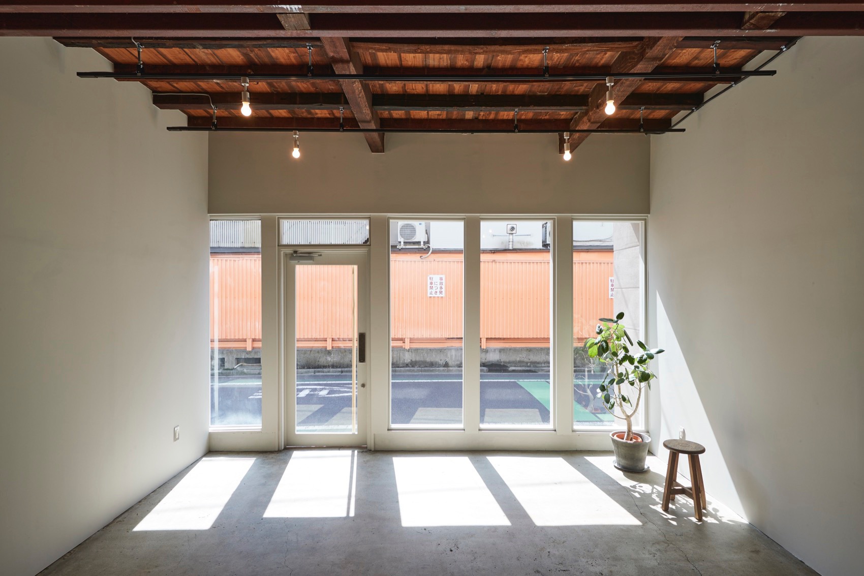 荒川之家，东京 / ROOVICE-95