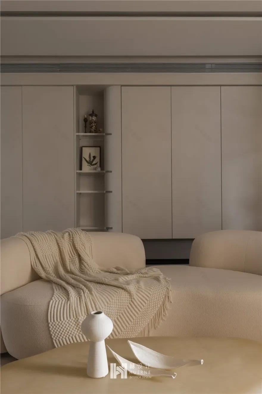 光木为引,探索侘寂风居所的温柔浪漫丨中国上海丨赫设计-15