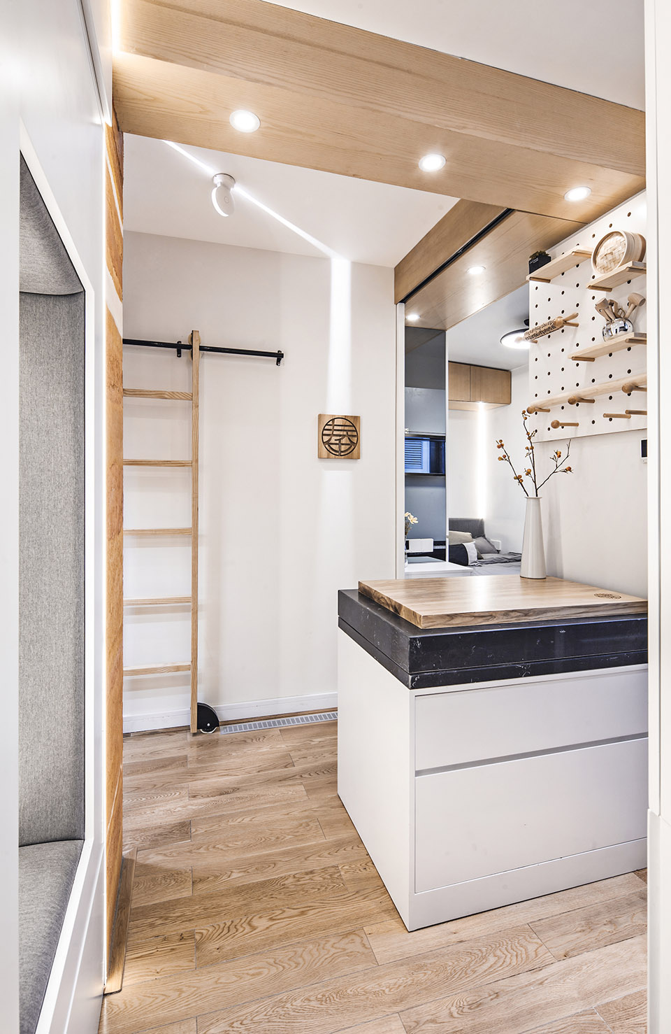 十三步走完的家，上海 / Atelier LiveMore-28