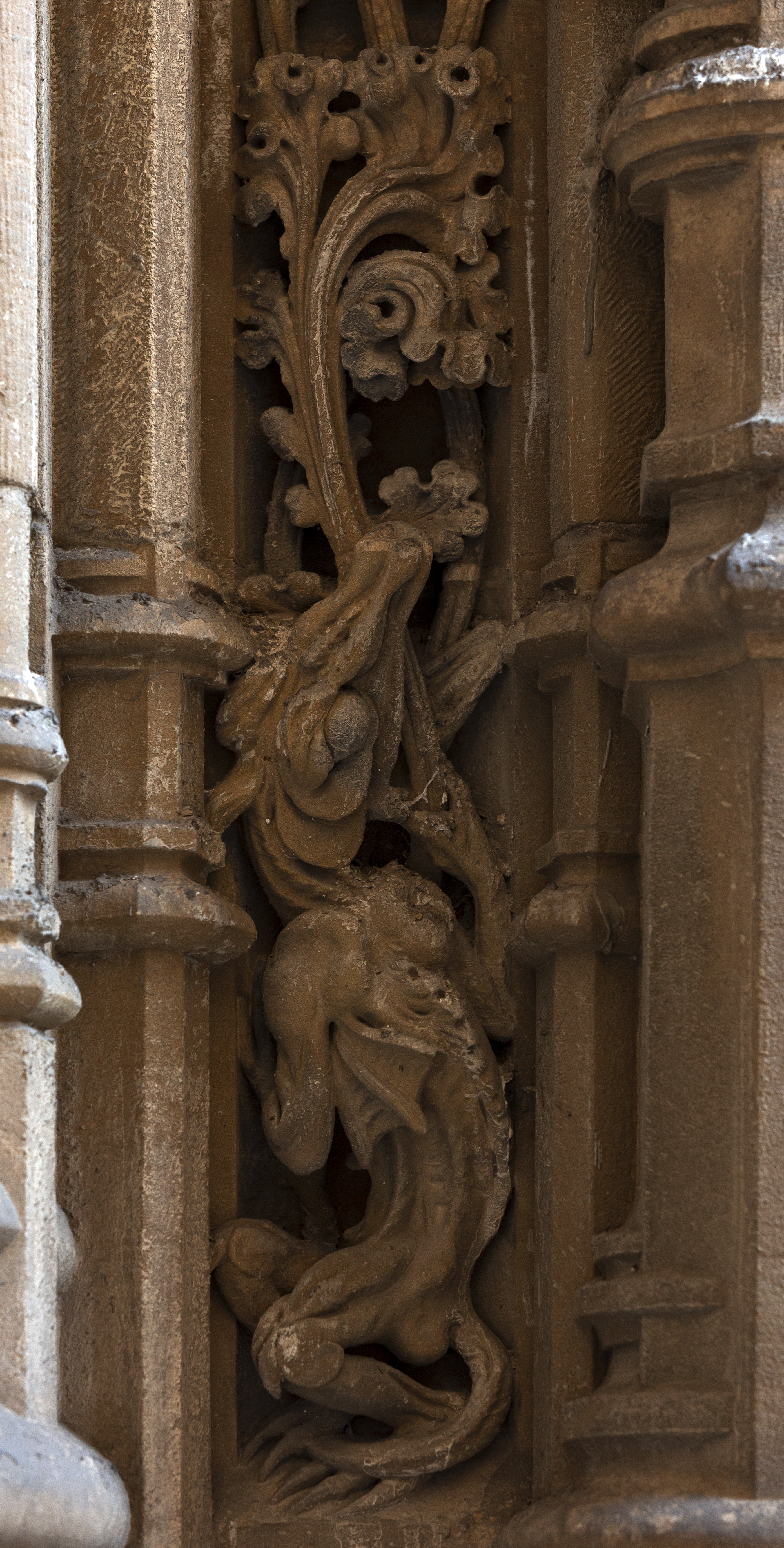 Extrañas criaturas en la catedral de Vitoria Parte 1-2