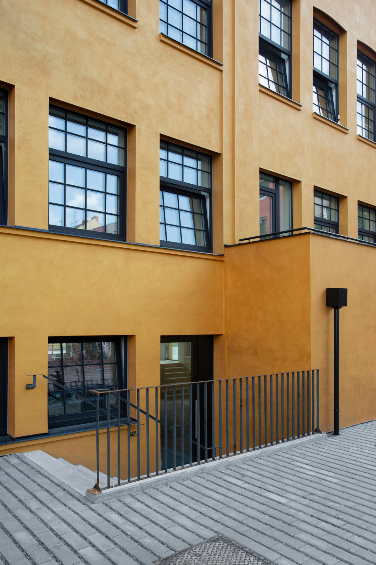 Ateliér KOGAA将布尔诺旧工业仓库改造成阁楼公寓丨捷克-45