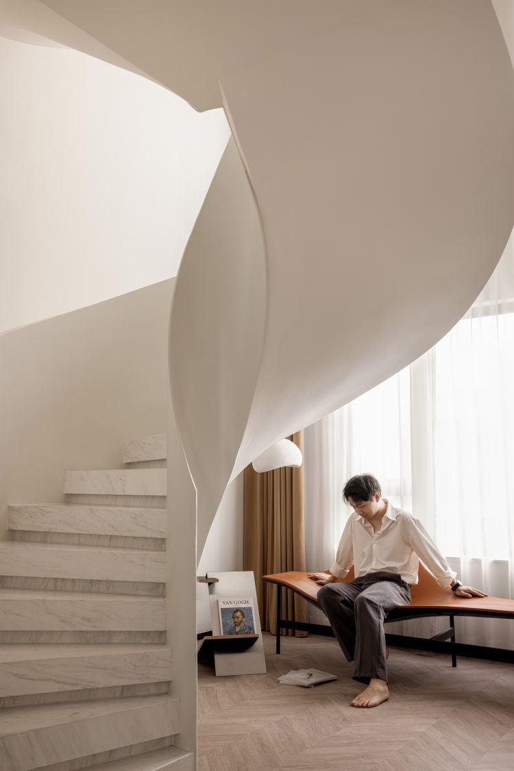 魔法曲线 · 上海松江老公寓房顶楼变小别墅丨中国上海丨简狄设计事务所-50