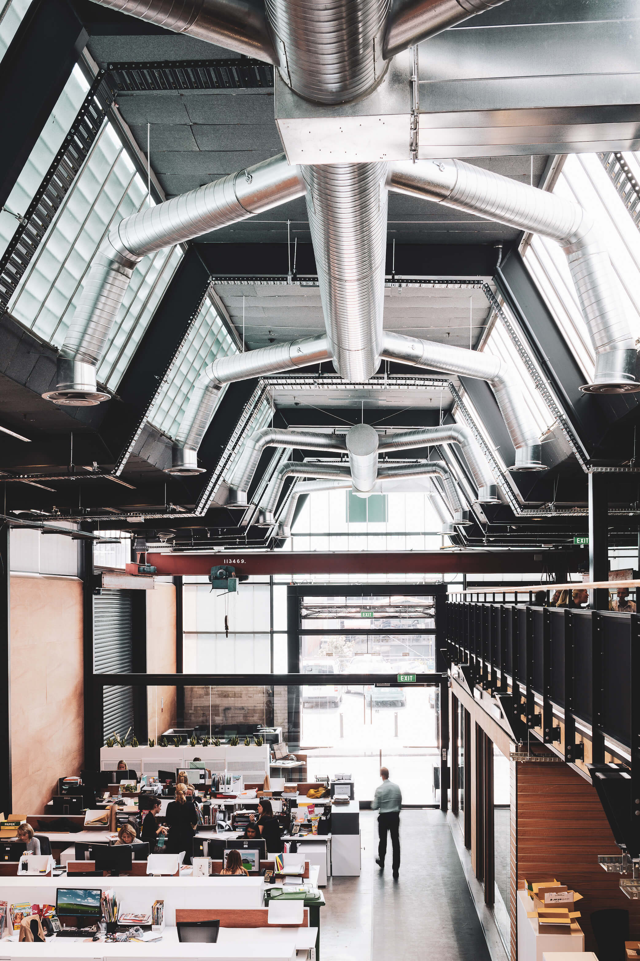 市政工程车库；城市工程仓库（注：具体含义需结合更详细语境确定，常见这两种意思）

如果仅从字面严格按唯一准确翻译要求，在无更多语境下，城市工程仓库相对更宽泛涵盖可能情况，可采用此翻译：城市工程仓库 丨新西兰奥克兰丨Cheshire Architects-12