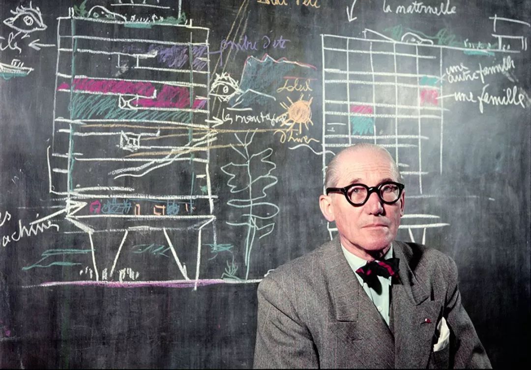 勒·柯布西耶的萨伏伊别墅 | 新建筑五点原则的完美实践-5